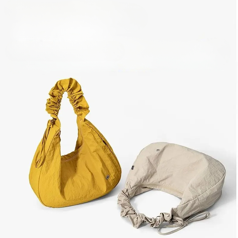Borsa a Tracolla in Nylon Stro - Hobo Bag Slouchy recensione e prezzo