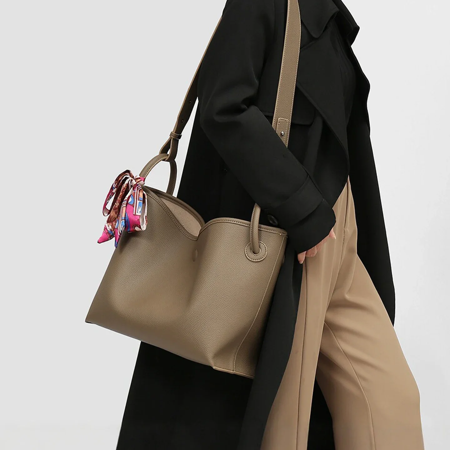Borsa a Mano di Lusso Leggera  - Women Bags Leather recensione e prezzo