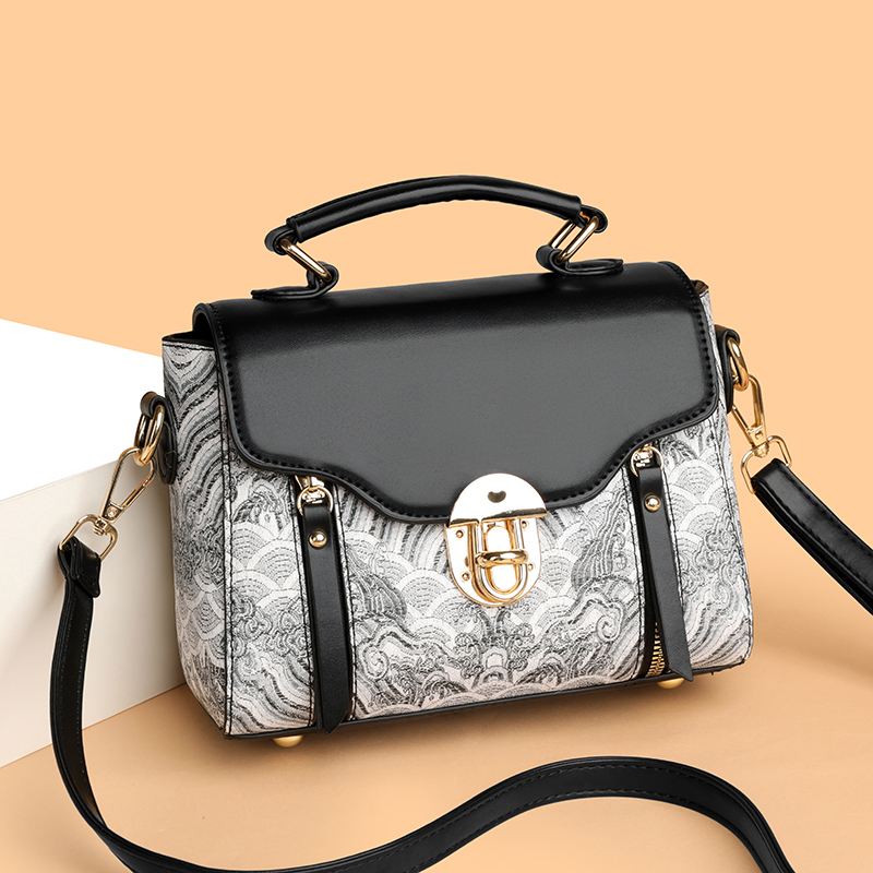 Borsa a tracolla in morbida pe - Women'S Bags At M&S recensione e prezzo
